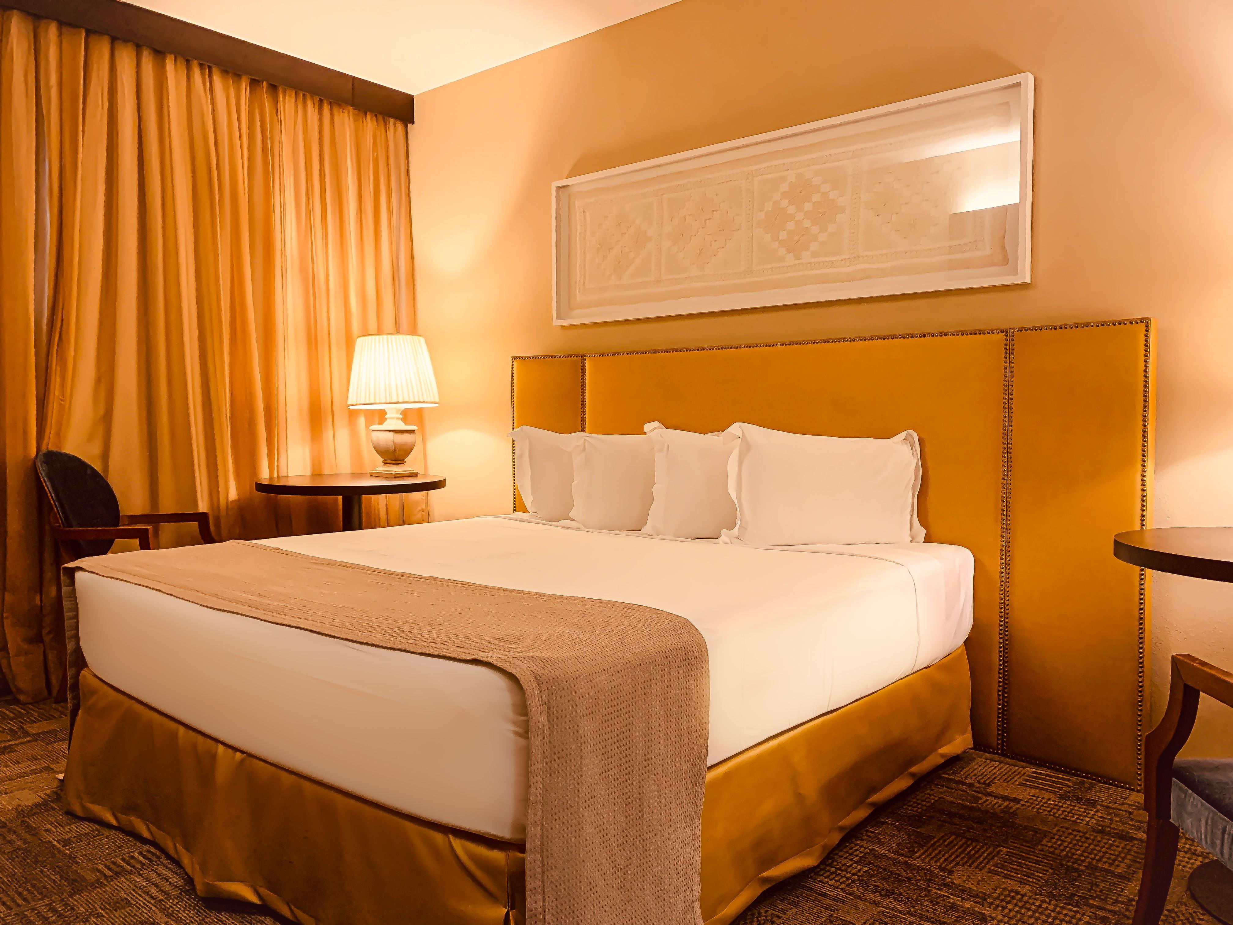 Ouro Minas Hotel Belo Horizonte, Dolce By Wyndham Exteriör bild A guest room at the MGM Grand