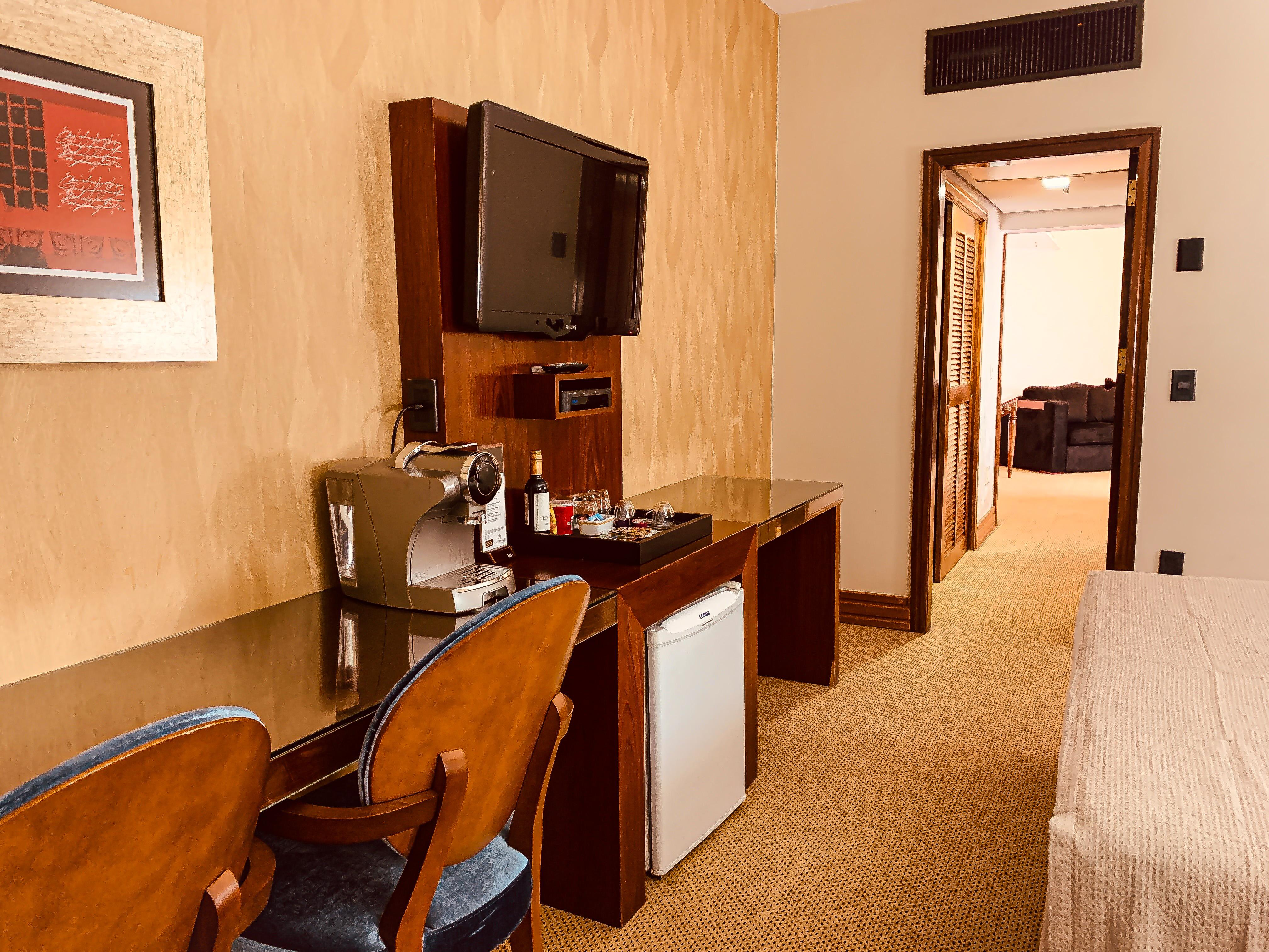 Ouro Minas Hotel Belo Horizonte, Dolce By Wyndham Exteriör bild A room at the hotel