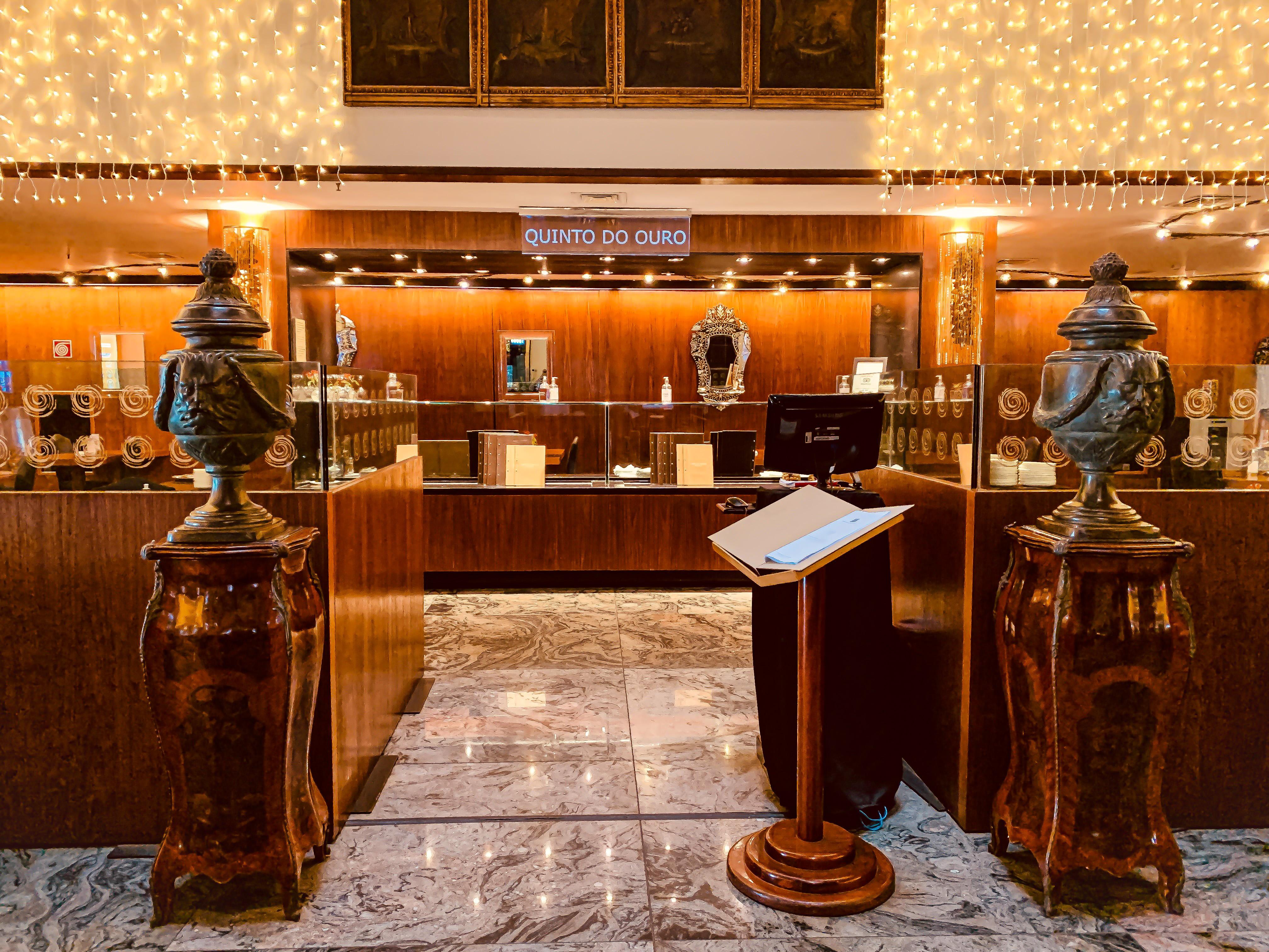 Ouro Minas Hotel Belo Horizonte, Dolce By Wyndham Exteriör bild The lobby of the hotel