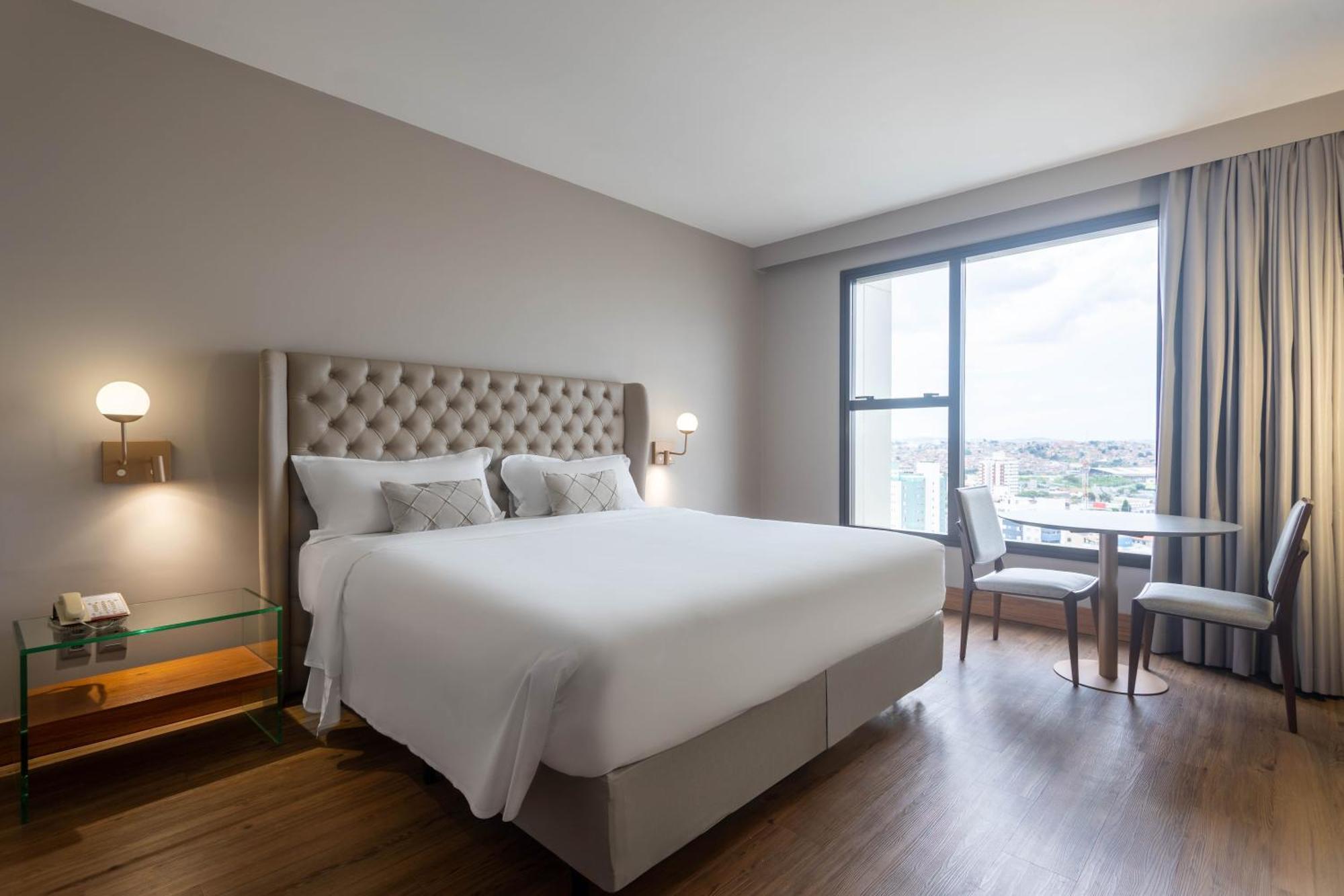Ouro Minas Hotel Belo Horizonte, Dolce By Wyndham Exteriör bild Deluxe room